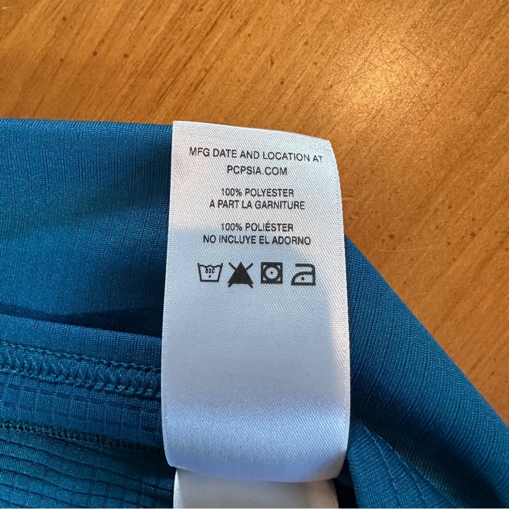 Patagonia Women’s Teal Midweight Capilene Baselayer - Size Medium - Picture 8 of 9